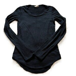 Aritzia Wilfred Free Reposa Long Sleeve Size Small